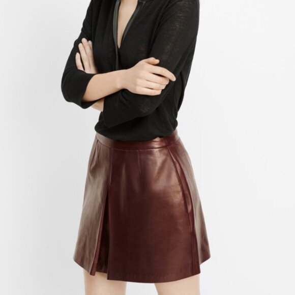 Vince Front Pleat Lamb Leather A-Line Mini Skirt in Burgundy size 10